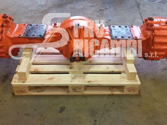 Essieu avant pour Hitachi LX 170 Photo 1