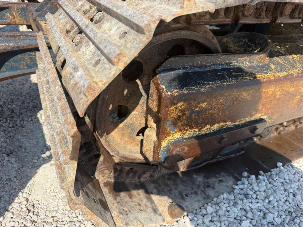 Komatsu PC 75R Photo 9