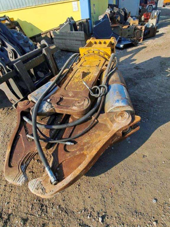BC20D for 26-35 ton excavators Pince de démolition Photo 1