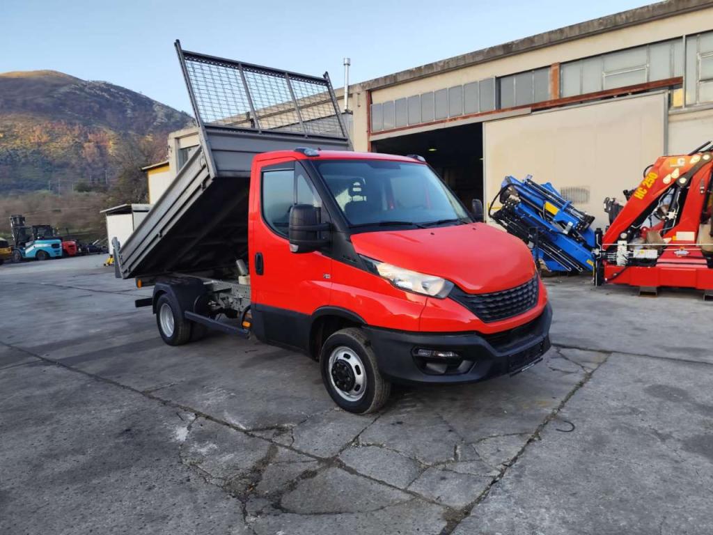 Iveco DAILY 35-120 Photo 22