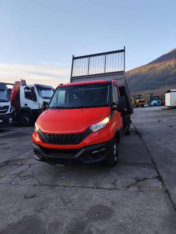 Iveco DAILY 35-120 Photo 5