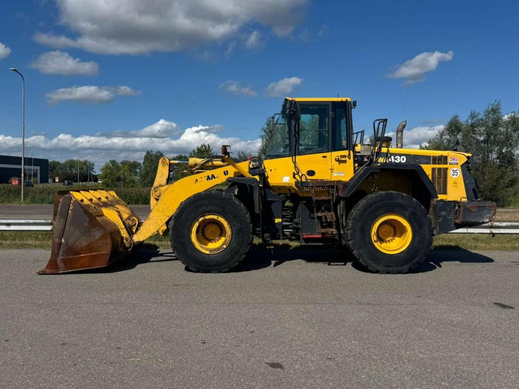 Komatsu WA430-6 Photo 1