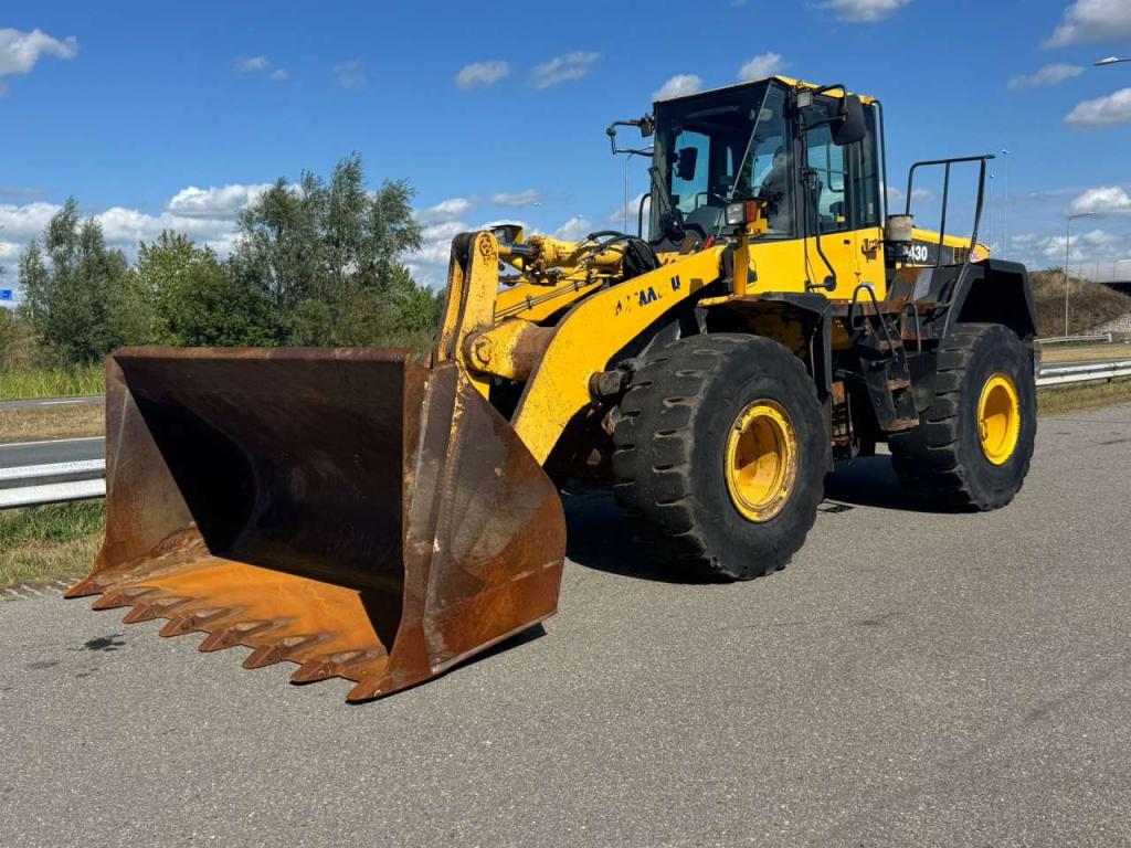 Komatsu WA430-6 Photo 2