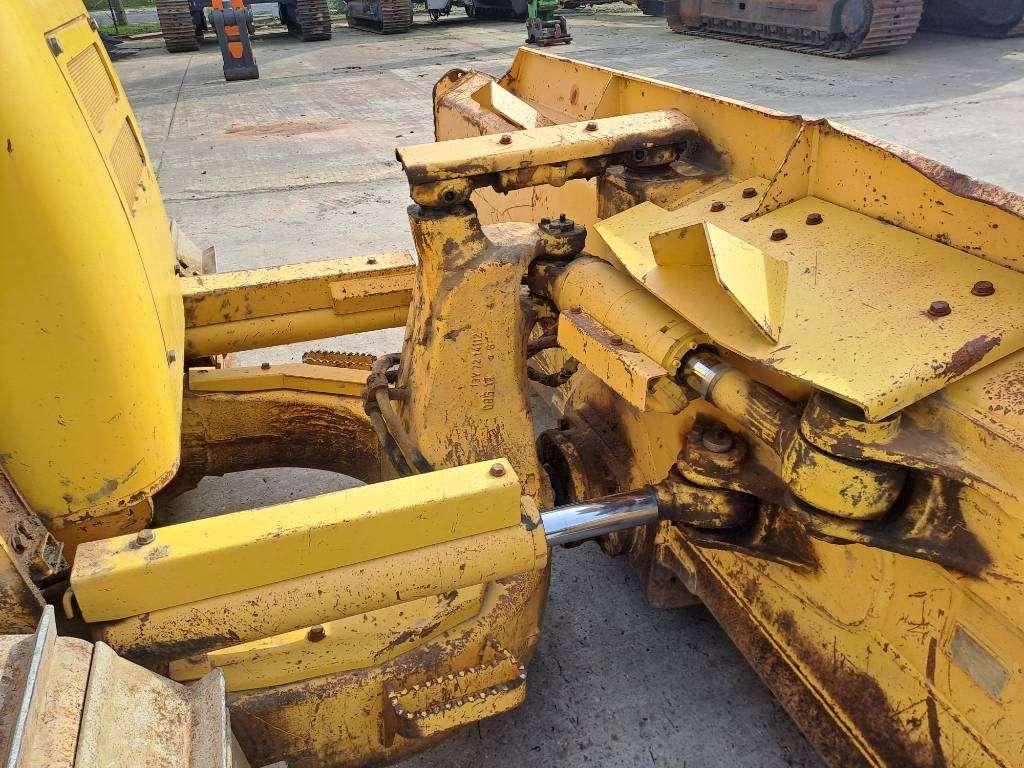Komatsu D 61 PXi-24 Photo 18