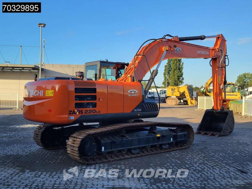 Hitachi ZX220 LC-5G Photo 7