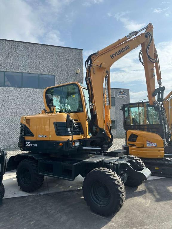 Hyundai R55W-9A Photo 2
