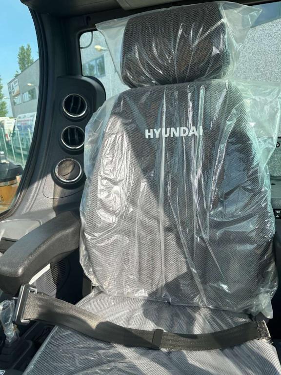 Hyundai R55W-9A Photo 5