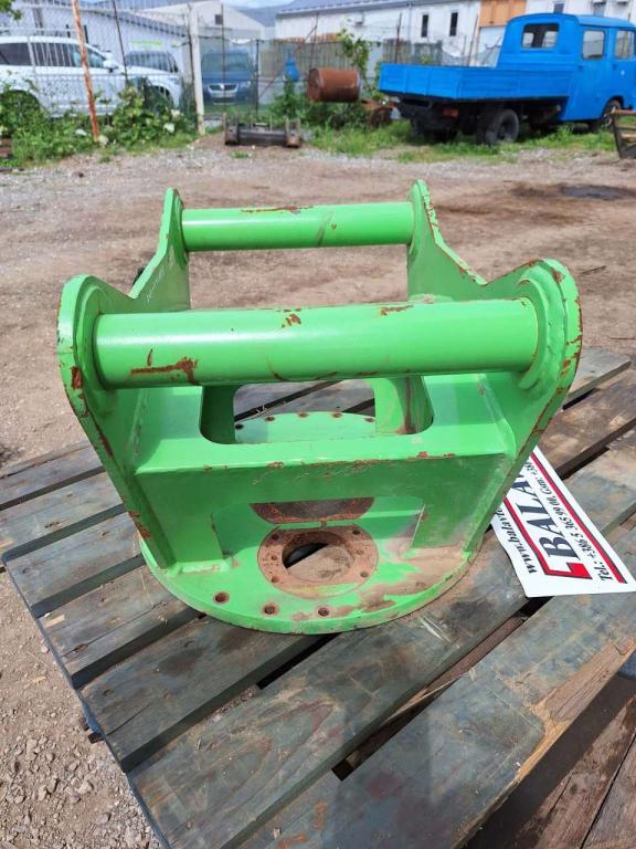 S60 for BGS04 hydraulic grab Attachment plate Photo 7