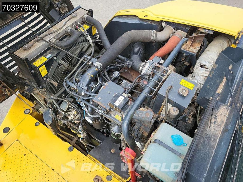 Komatsu HM300-3 Photo 24