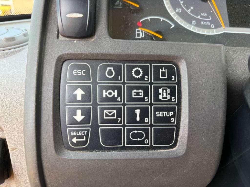 Volvo L180H - Automatic Greasing / Camera Photo 11