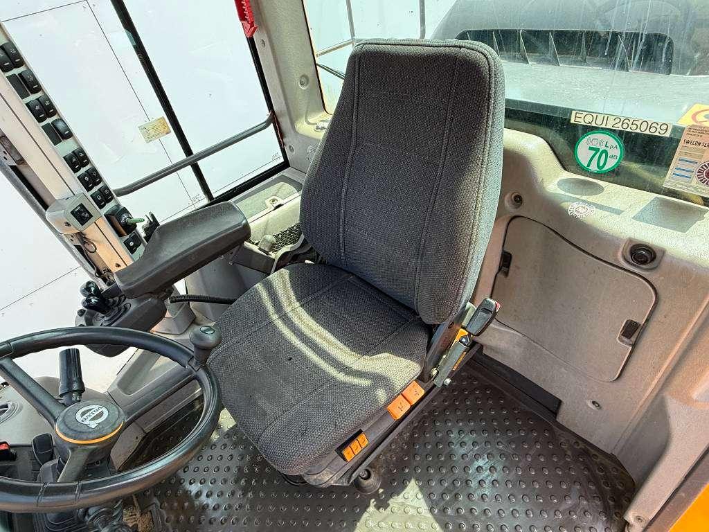 Volvo L180H - Automatic Greasing / Camera Photo 8