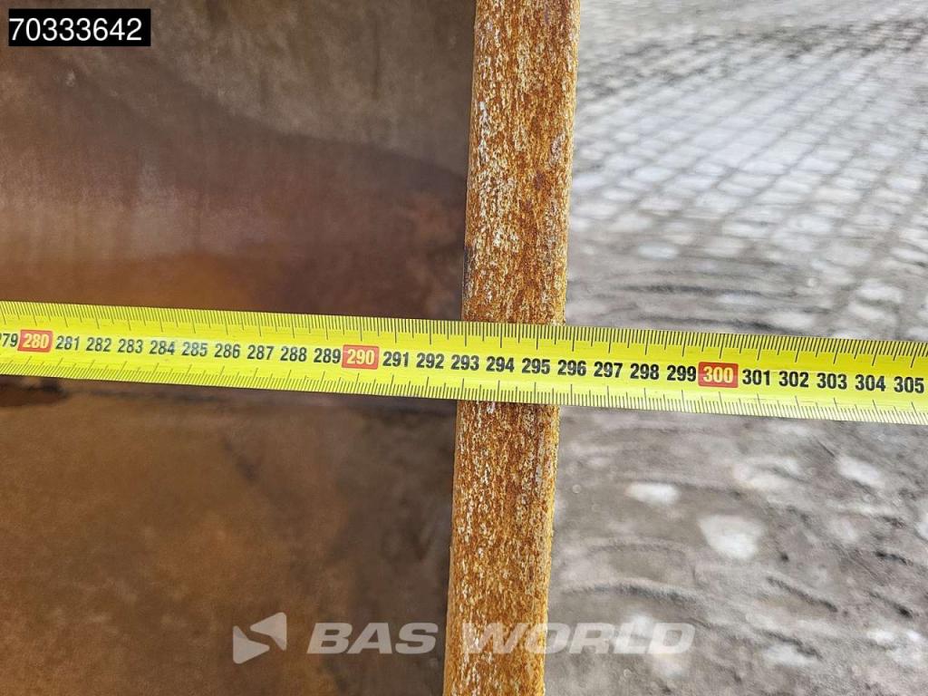 Caterpillar 950 M Quick Coupler Photo 13
