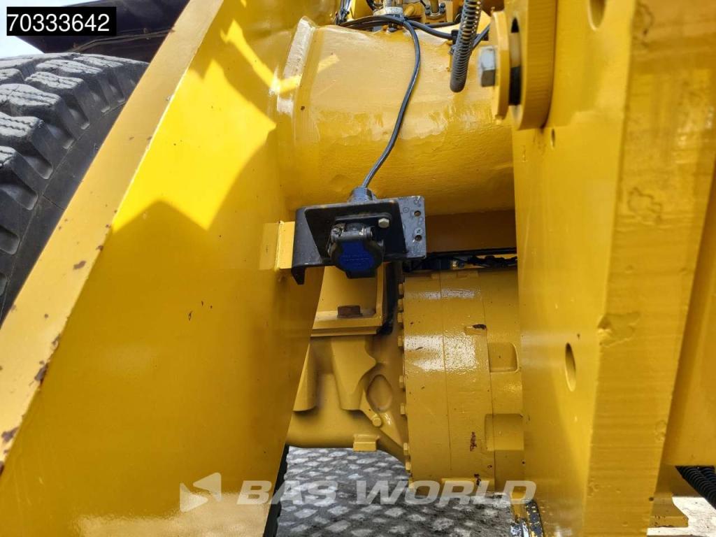Caterpillar 950 M Quick Coupler Photo 15