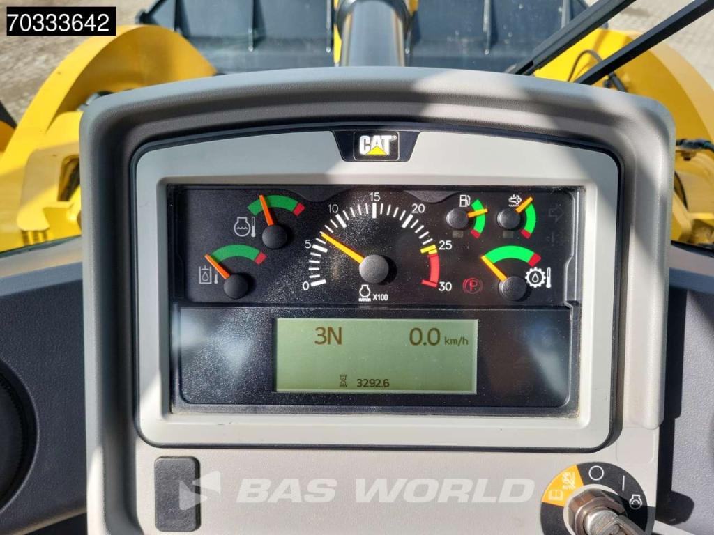 Caterpillar 950 M Quick Coupler Photo 23
