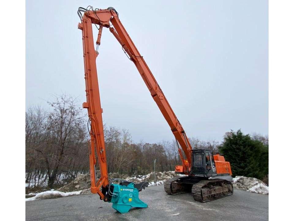 Hitachi ZX470LCH-3 Photo 1