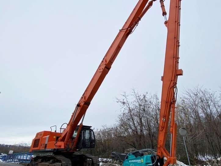 Hitachi ZX470LCH-3 Photo 11