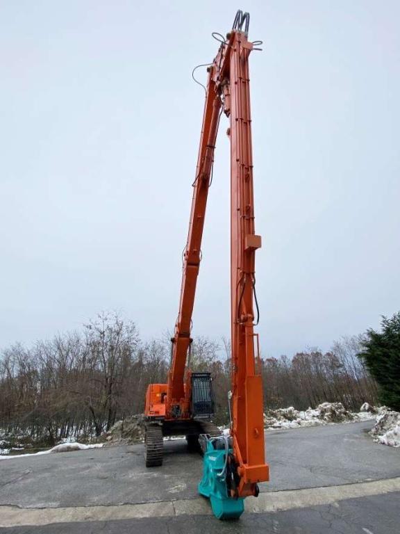 Hitachi ZX470LCH-3 Photo 15