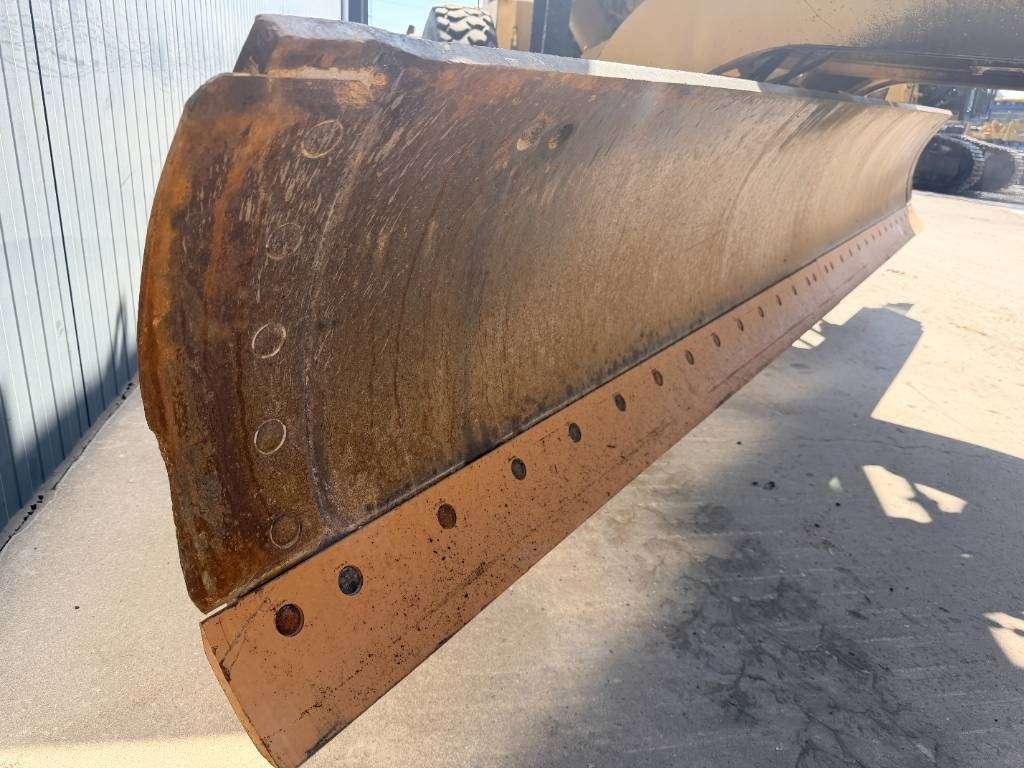 Caterpillar 140H Photo 17