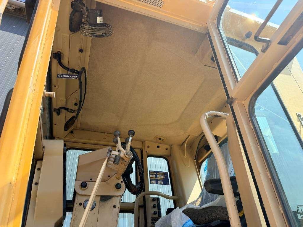 Caterpillar 140H Photo 28
