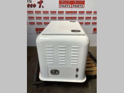 Capot en vente par Massucco T. Srl Area Ricambi