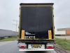 Schmitz Cargobull SCB*S3T Drankentrailer / 3 Axles / Speed Curtain Photo 3 thumbnail