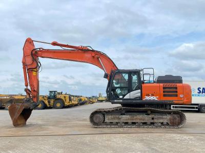 Hitachi ZX300LC-6 Photo 1