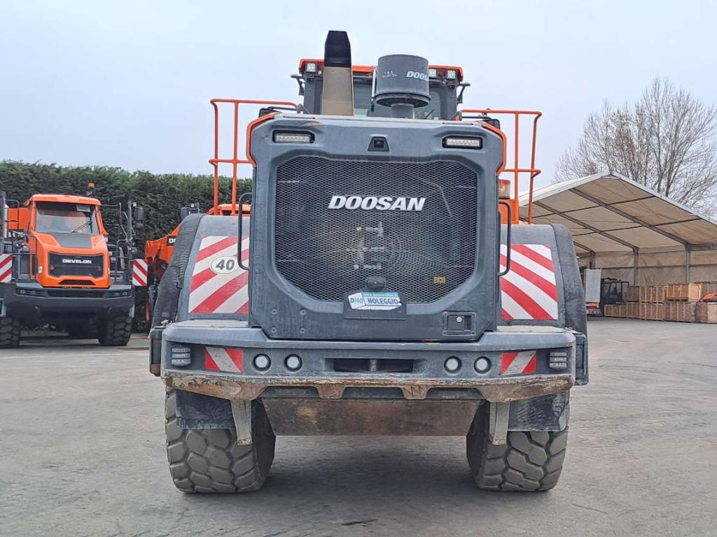 Doosan DL420-7 Photo 4