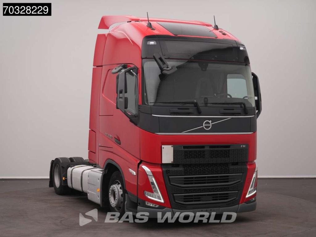 Volvo FH 460 4X2 XL Mega 2x Tanks ACC TÜV Photo 3