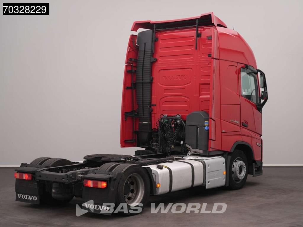 Volvo FH 460 4X2 XL Mega 2x Tanks ACC TÜV Photo 5