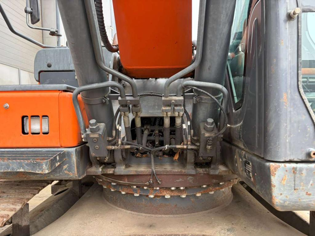 Doosan DX255LC-5 Photo 9