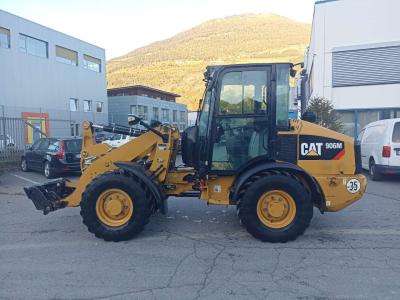 Caterpillar 906 M Photo 1