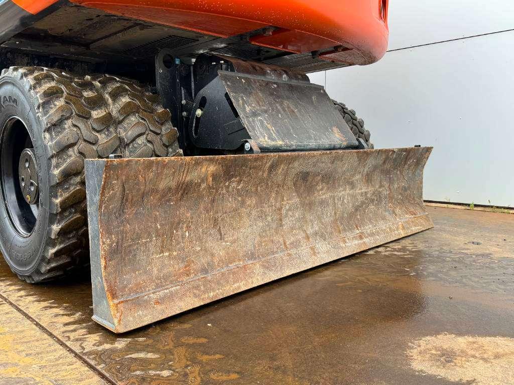 Hitachi ZX150W-7 - Blade / Triple Boom / Auto Greasing Photo 29