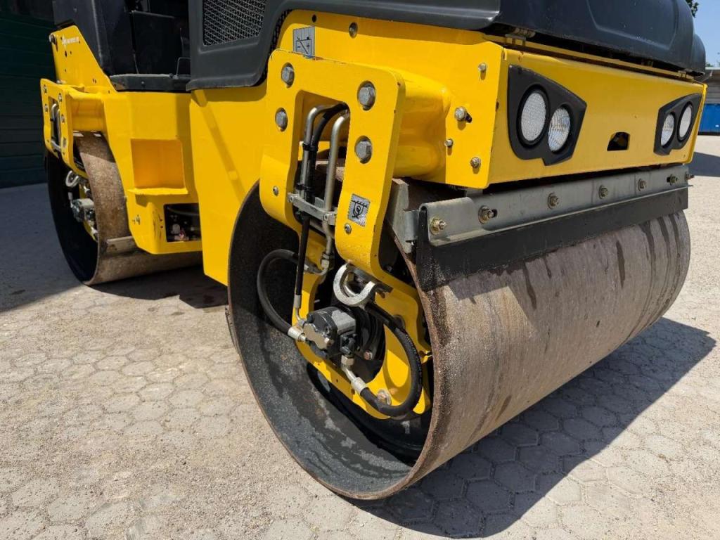 Bomag BW120 AD-5 LOW HOURS | NO HAMM HD12VV Photo 9