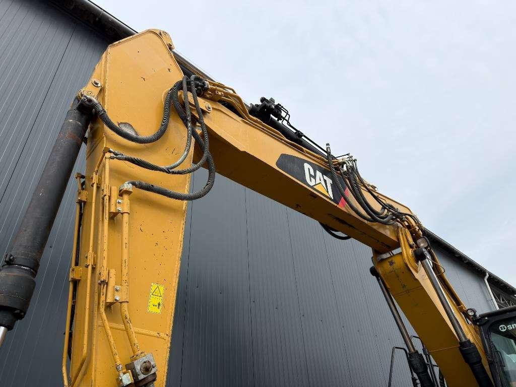 Caterpillar 323EL VA Photo 12