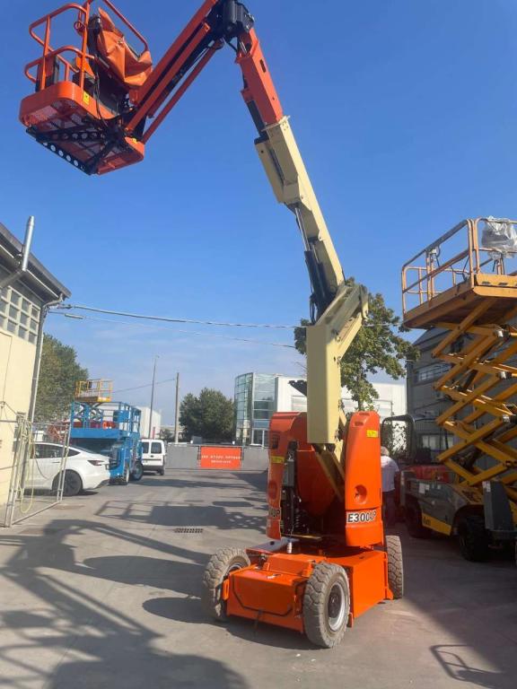JLG E300AJP Photo 16