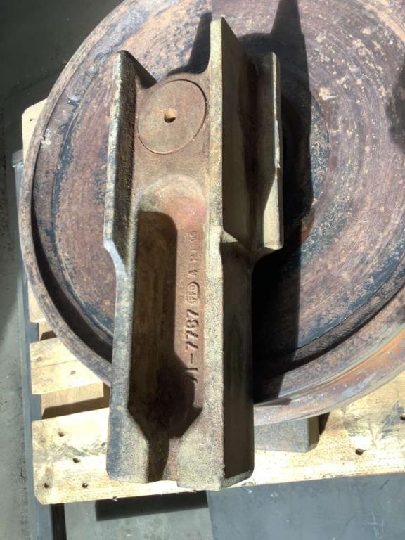 Roue folle pour Caterpillar 320 SVA Photo 3
