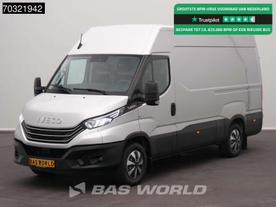 Iveco Daily 35S21 3.0L Automaat L2H2 3,5t Trekhaak 210PK ACC LED Navi Airco Camera Stoelverwamring Euro6 en vente par BAS World B.V.