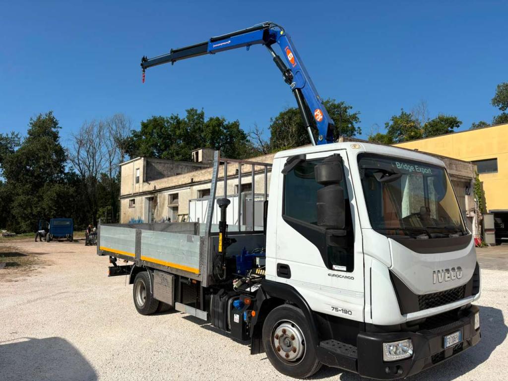 Iveco EUROCARGO 75E19 euro 6 GRU PM Photo 2