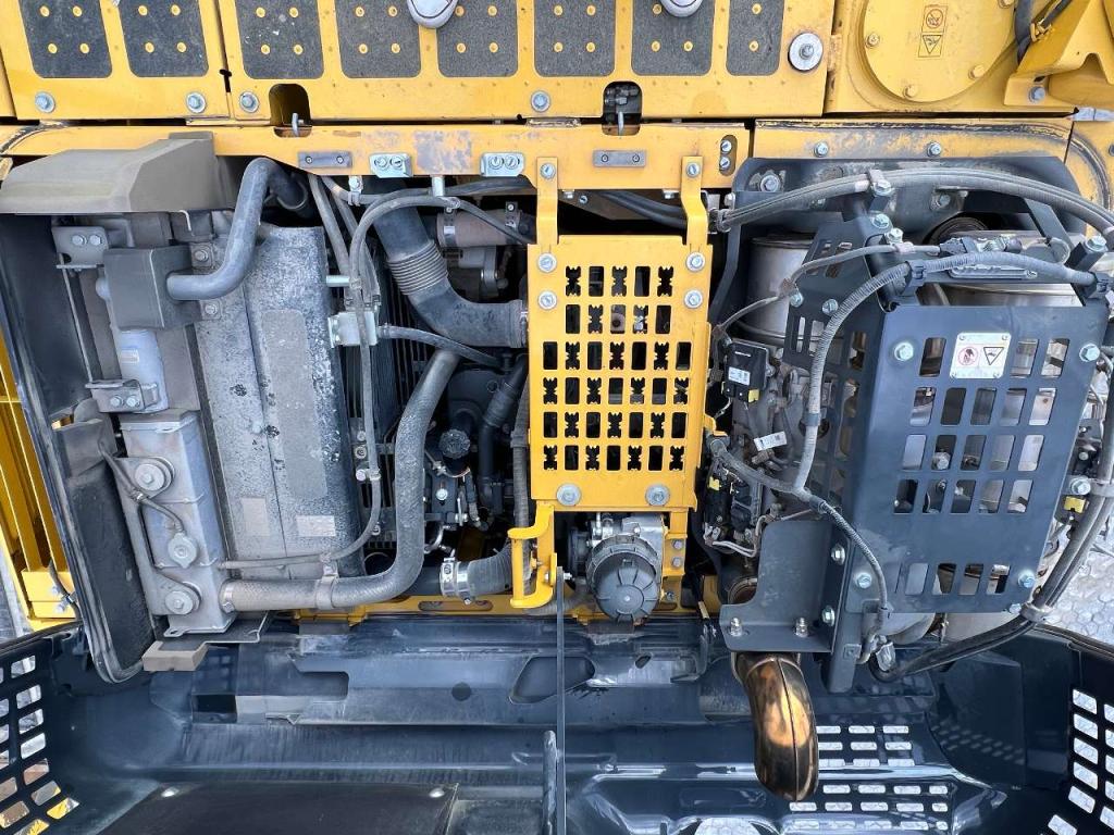 Komatsu PC210NLC-11EO Photo 17