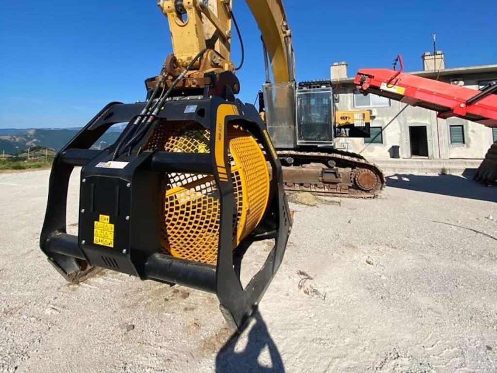 MB CRUSHER MB-S23 Photo 1