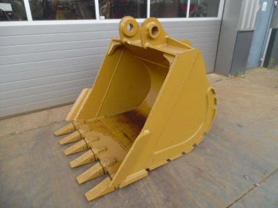 Caterpillar 325B / 325C / 325D 47 inch HDbucket en vente par Big Machinery