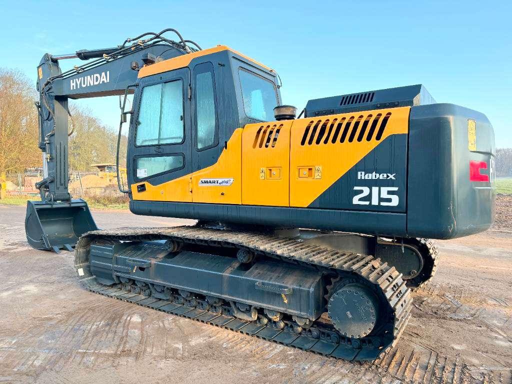 Hyundai R215 Excellent Condition / Low Hours Photo 3
