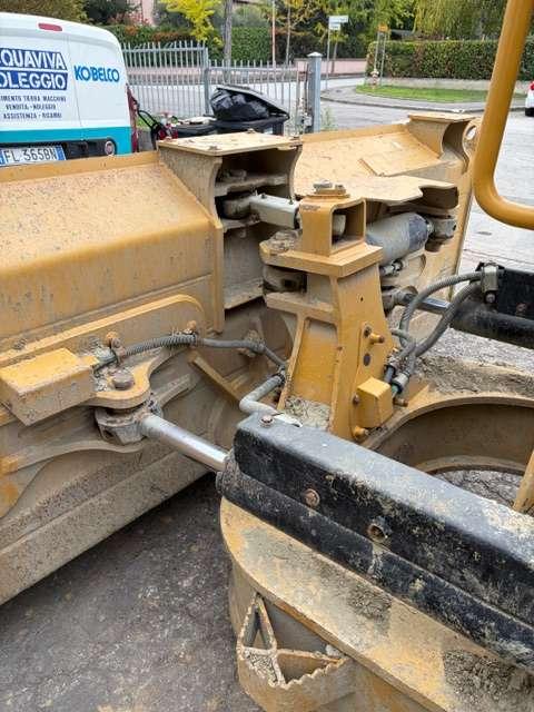 Caterpillar D6NXL Photo 5