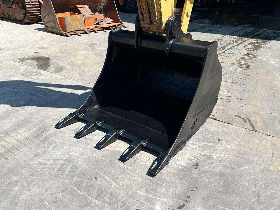 Caterpillar 319C Photo 7