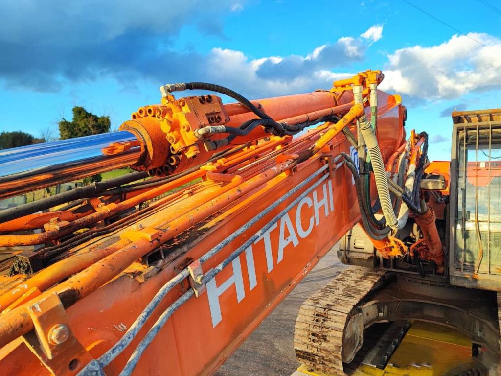 Hitachi ZX240N-3 Photo 12