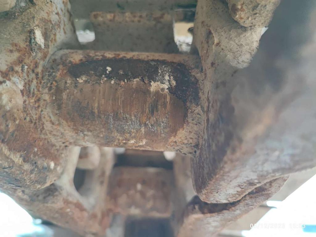Hitachi ZX240N-3 Photo 15