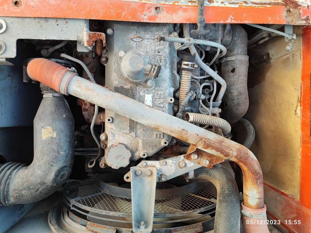 Hitachi ZX240N-3 Photo 9