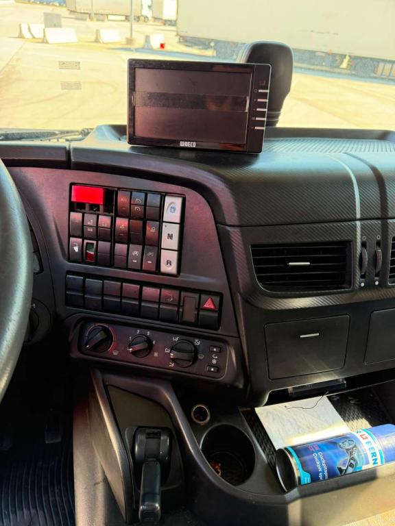 Iveco STRALIS HI-STREET 260S31 Photo 4