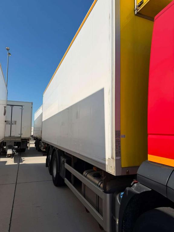 Iveco STRALIS HI-STREET 260S31 Photo 6