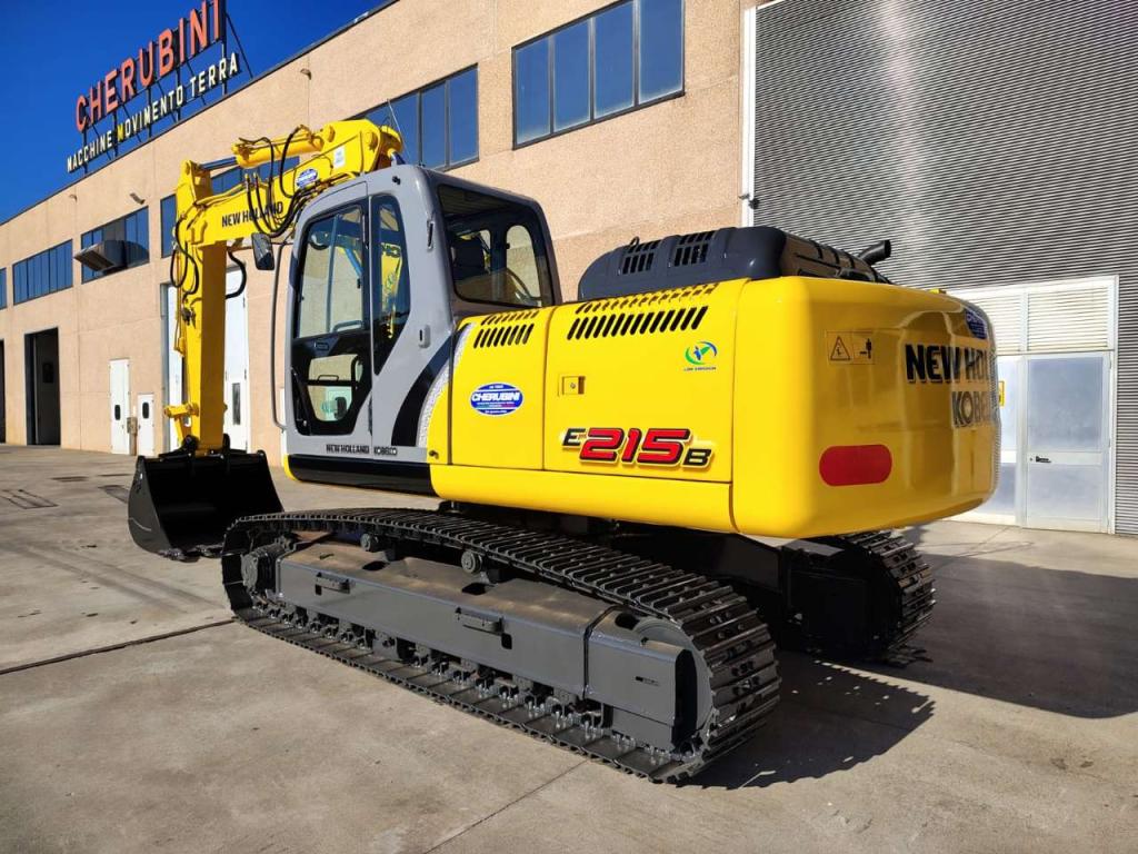 New Holland E 215 B Photo 3